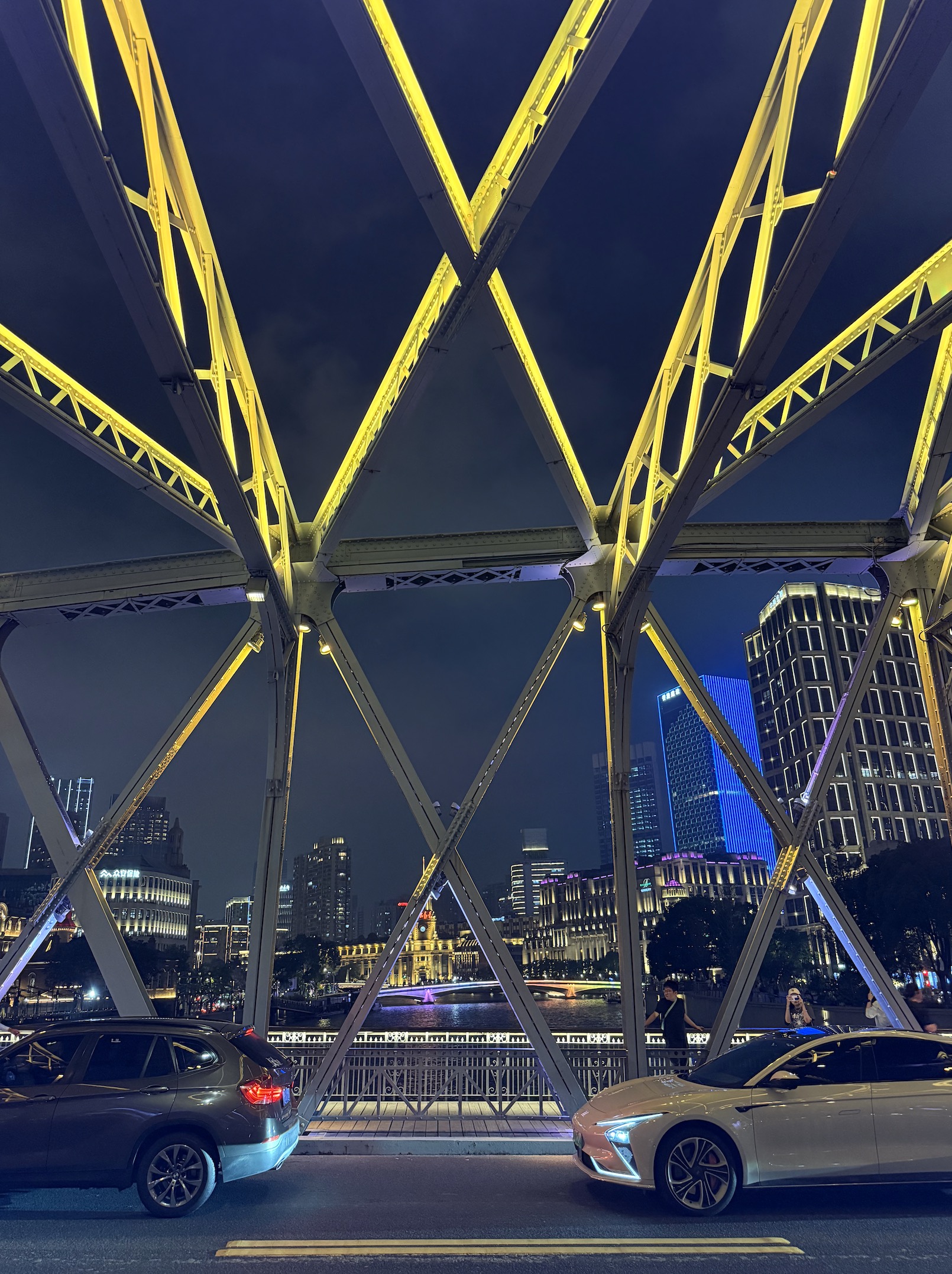 Waibaidu Bridge Detail